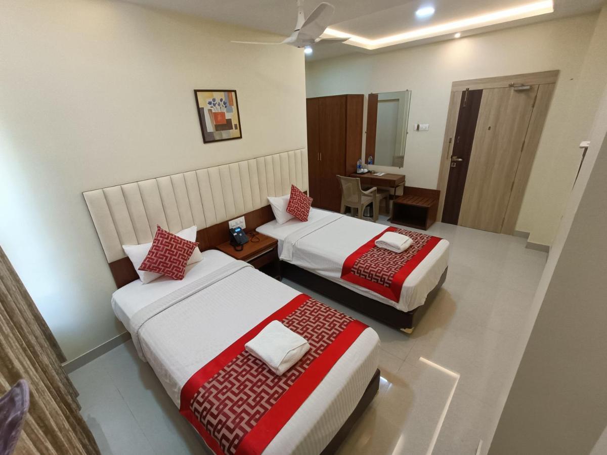Hotel Sri Aswin Grand Nāmakkal Exterior foto