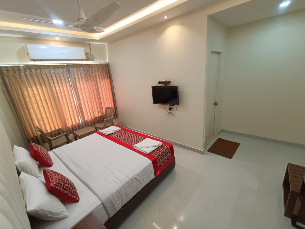 Hotel Sri Aswin Grand Nāmakkal Exterior foto