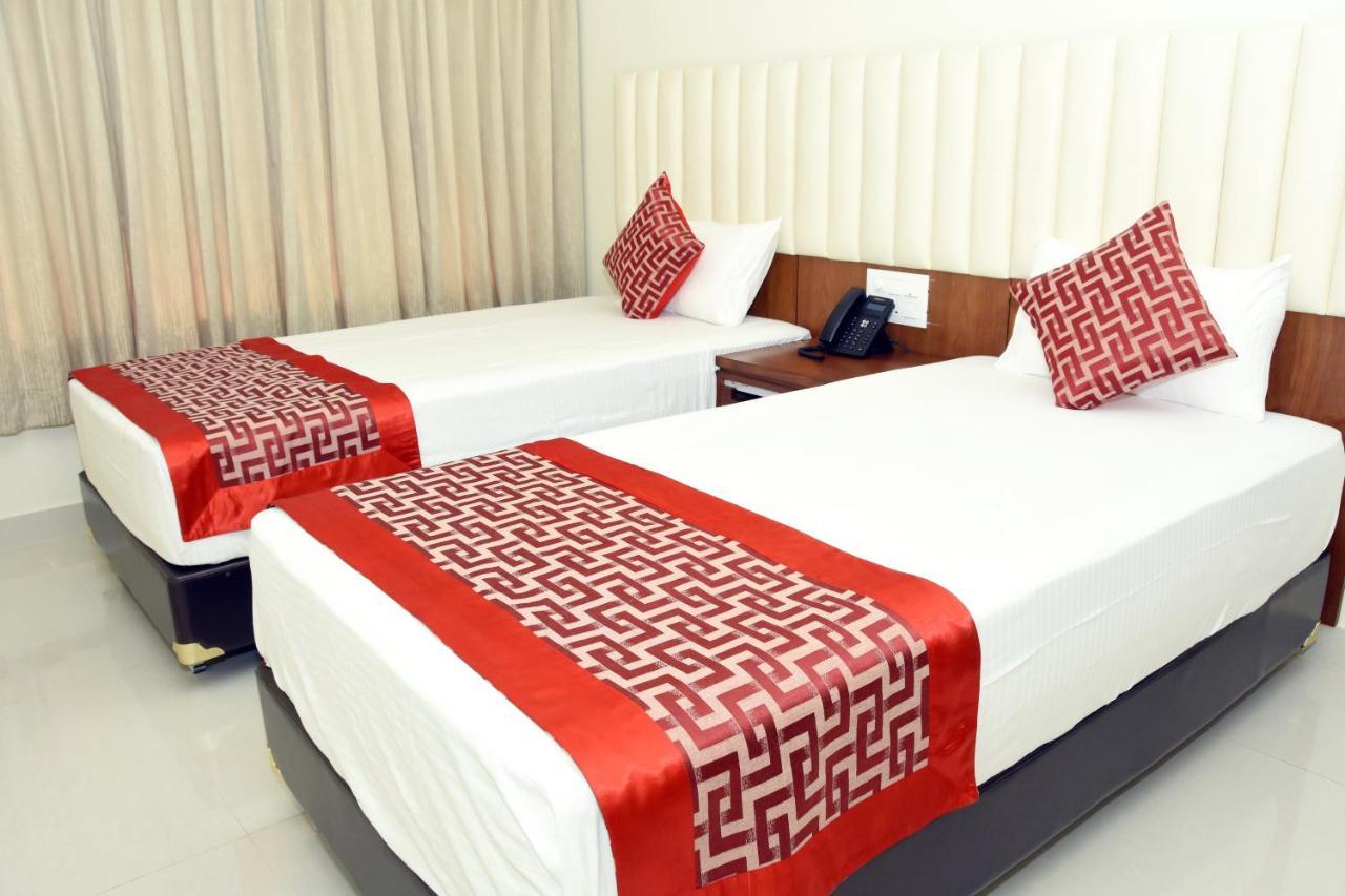 Hotel Sri Aswin Grand Nāmakkal Exterior foto